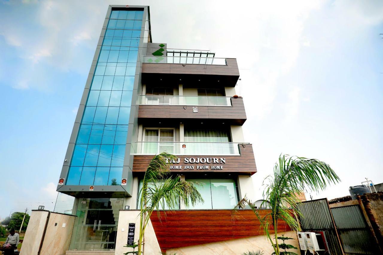 Taj Sojourn Bed & Breakfast Agra  Exterior photo